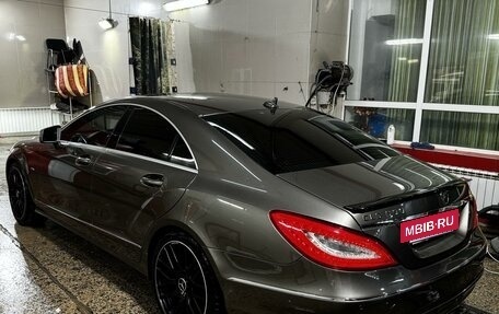 Mercedes-Benz CLS, 2011 год, 2 300 000 рублей, 6 фотография