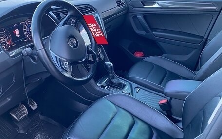 Volkswagen Tiguan II, 2018 год, 3 975 000 рублей, 11 фотография