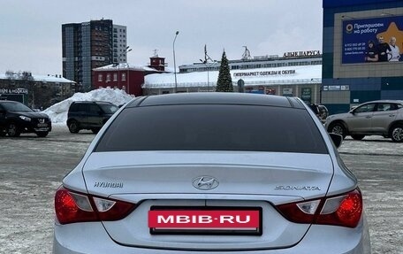 Hyundai Sonata VI, 2011 год, 1 280 000 рублей, 6 фотография