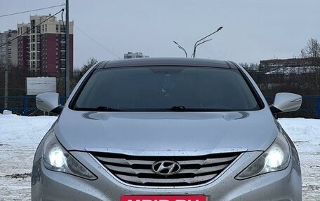 Hyundai Sonata VI, 2011 год, 1 280 000 рублей, 2 фотография
