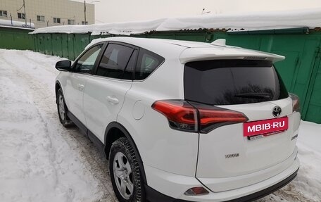 Toyota RAV4, 2018 год, 3 000 000 рублей, 4 фотография