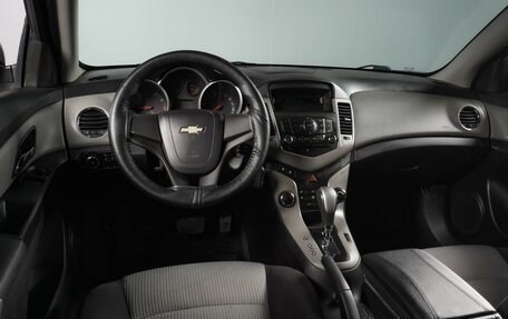 Chevrolet Cruze II, 2011 год, 899 000 рублей, 8 фотография