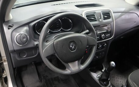 Renault Logan II, 2016 год, 978 900 рублей, 8 фотография