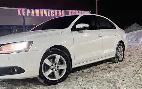 Volkswagen Jetta VI, 2012 год, 1 020 000 рублей, 10 фотография