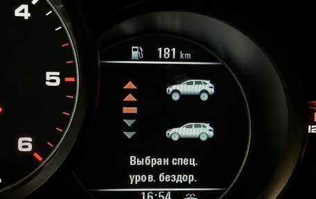 Porsche Cayenne III, 2015 год, 8 000 000 рублей, 14 фотография