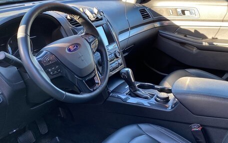 Ford Explorer VI, 2019 год, 4 150 000 рублей, 7 фотография
