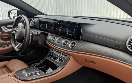 Mercedes-Benz E-Класс, 2021 год, 7 455 000 рублей, 2 фотография
