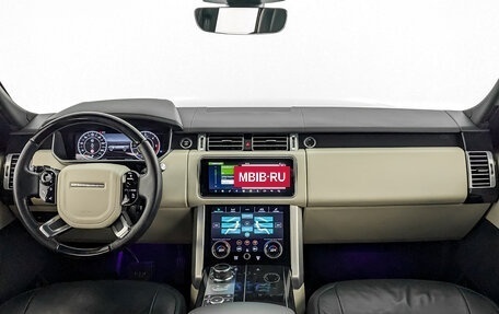 Land Rover Range Rover IV рестайлинг, 2018 год, 7 495 000 рублей, 4 фотография