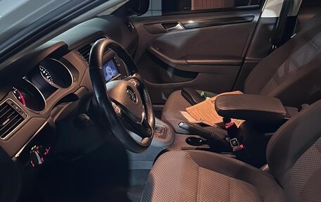Volkswagen Jetta VI, 2017 год, 2 290 000 рублей, 5 фотография