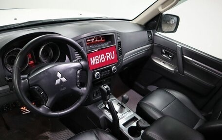 Mitsubishi Pajero IV, 2013 год, 1 990 000 рублей, 11 фотография