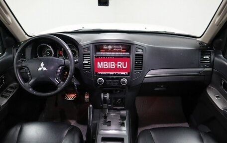 Mitsubishi Pajero IV, 2013 год, 1 990 000 рублей, 10 фотография