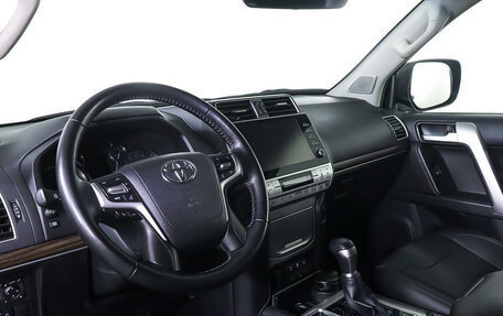Toyota Land Cruiser Prado 150 рестайлинг 2, 2021 год, 6 299 000 рублей, 16 фотография