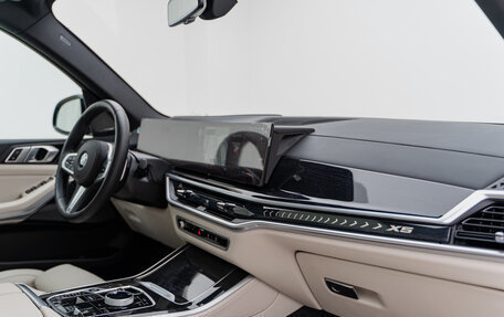 BMW X5, 2023 год, 13 800 000 рублей, 9 фотография
