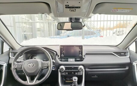 Toyota RAV4, 2020 год, 3 761 000 рублей, 7 фотография