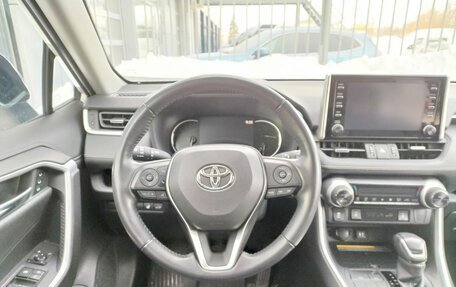 Toyota RAV4, 2020 год, 3 761 000 рублей, 10 фотография