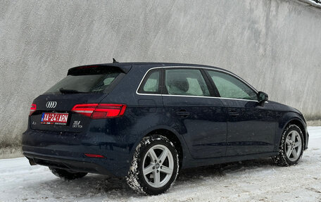 Audi A3, 2019 год, 2 100 000 рублей, 3 фотография
