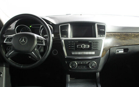 Mercedes-Benz M-Класс, 2011 год, 2 100 000 рублей, 12 фотография