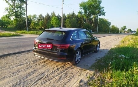 Audi A4, 2017 год, 2 000 000 рублей, 3 фотография