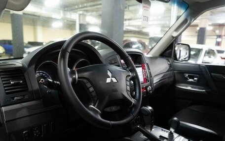 Mitsubishi Pajero IV, 2011 год, 2 099 900 рублей, 9 фотография
