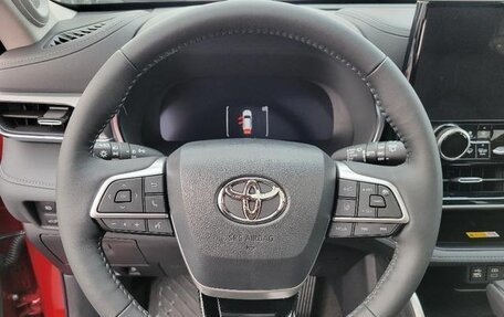 Toyota Highlander, 2023 год, 6 340 000 рублей, 26 фотография
