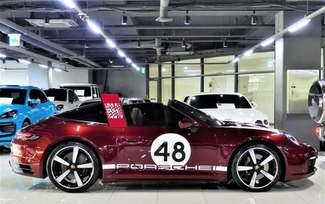 Porsche 911, 2021 год, 30 900 000 рублей, 3 фотография