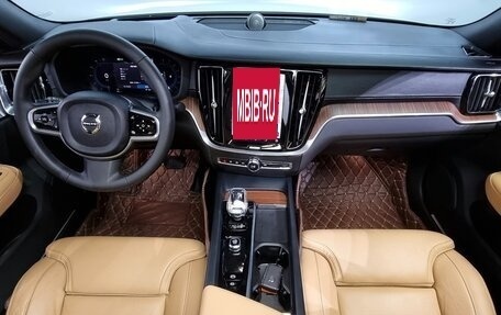 Volvo S60 III, 2021 год, 2 640 000 рублей, 5 фотография