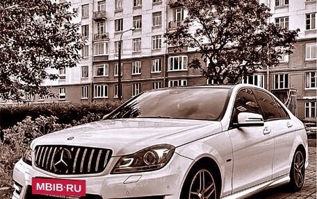 Mercedes-Benz C-Класс, 2011 год, 1 666 666 рублей, 2 фотография
