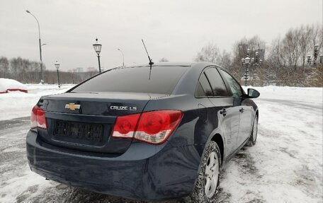 Chevrolet Cruze II, 2011 год, 900 000 рублей, 9 фотография