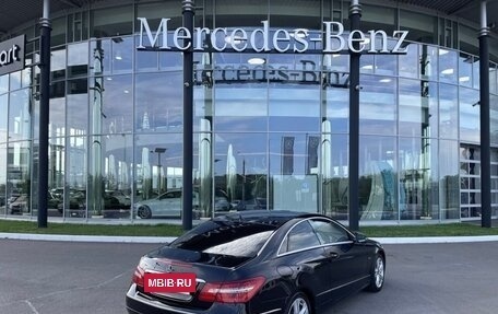 Mercedes-Benz E-Класс, 2012 год, 2 130 000 рублей, 3 фотография