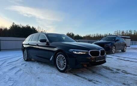 BMW 5 серия, 2020 год, 3 990 000 рублей, 3 фотография