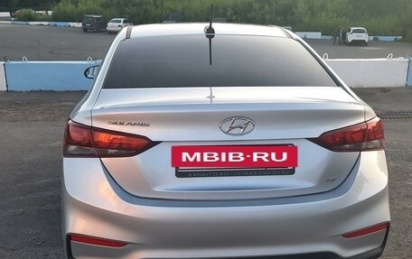 Hyundai Solaris II рестайлинг, 2017 год, 1 375 000 рублей, 4 фотография