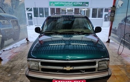 Chevrolet Blazer II рестайлинг, 1996 год, 980 000 рублей, 2 фотография