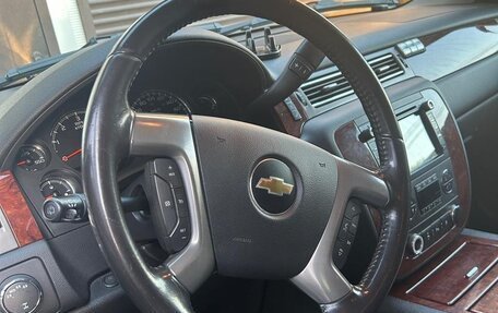 Chevrolet Tahoe III, 2011 год, 2 190 000 рублей, 8 фотография