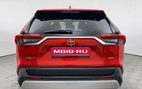 Toyota RAV4, 2021 год, 3 890 777 рублей, 5 фотография