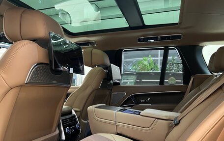 Land Rover Range Rover IV рестайлинг, 2023 год, 29 700 000 рублей, 16 фотография