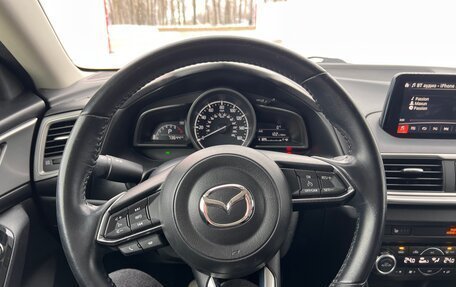 Mazda 3, 2017 год, 1 570 000 рублей, 12 фотография
