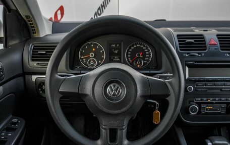 Volkswagen Jetta VI, 2010 год, 12 фотография