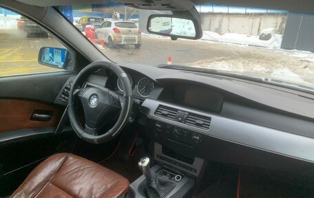 BMW 5 серия, 2004 год, 985 000 рублей, 9 фотография