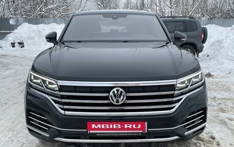 Volkswagen Touareg III, 2020 год, 6 700 000 рублей, 2 фотография