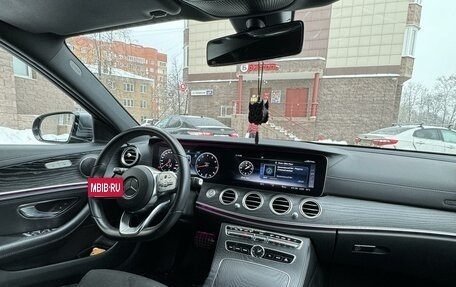 Mercedes-Benz E-Класс, 2018 год, 4 100 000 рублей, 12 фотография