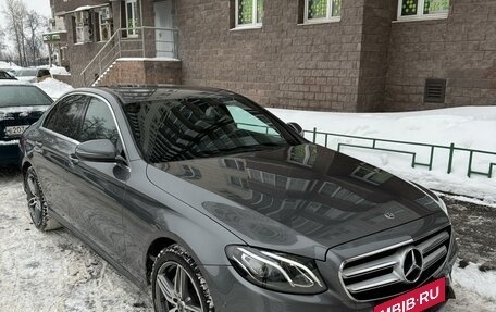 Mercedes-Benz E-Класс, 2018 год, 4 100 000 рублей, 4 фотография