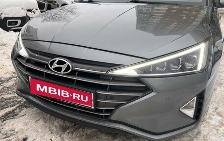 Hyundai Elantra VI рестайлинг, 2019 год, 2 050 000 рублей, 2 фотография