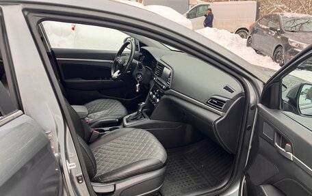 Hyundai Elantra VI рестайлинг, 2019 год, 2 050 000 рублей, 8 фотография