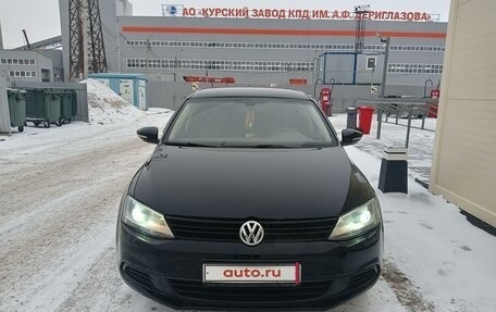 Volkswagen Jetta VI, 2012 год, 900 000 рублей, 1 фотография
