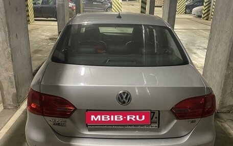 Volkswagen Jetta VI, 2013 год, 1 400 000 рублей, 4 фотография