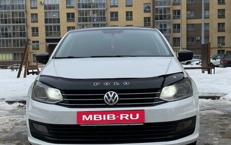 Volkswagen Polo VI (EU Market), 2015 год, 849 000 рублей, 2 фотография