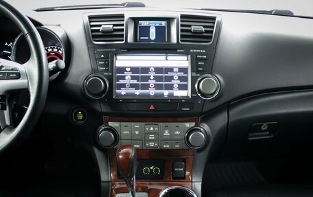 Toyota Highlander III, 2011 год, 2 175 000 рублей, 7 фотография