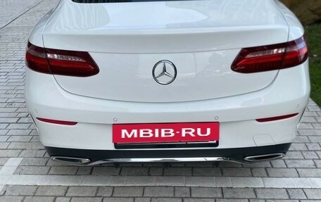 Mercedes-Benz E-Класс, 2020 год, 5 500 000 рублей, 3 фотография