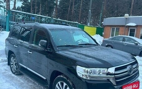 Toyota Land Cruiser 200, 2018 год, 8 100 000 рублей, 3 фотография