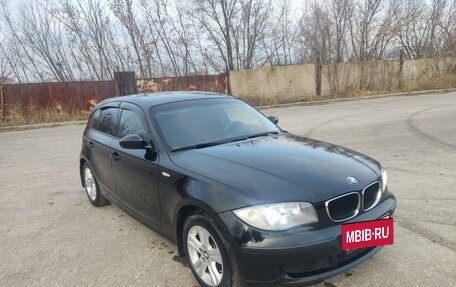 BMW 1 серия, 2009 год, 970 000 рублей, 6 фотография